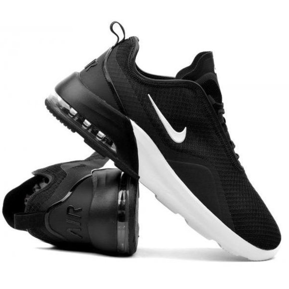 Nike Other - Nike Air Max Motion 2 - SIZE 10.5